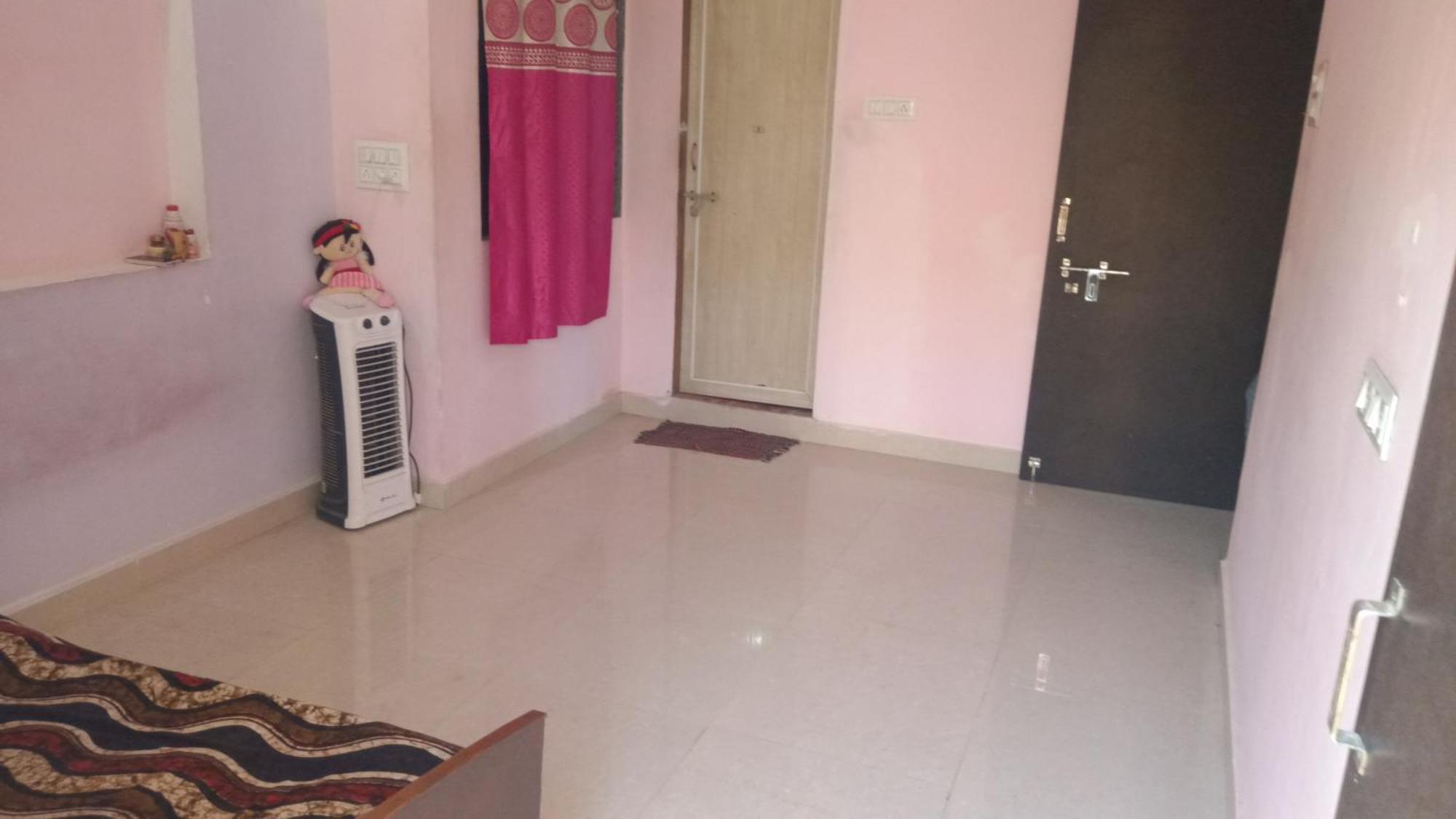 Dwarka Home Stay 2 Only Family Esterno foto