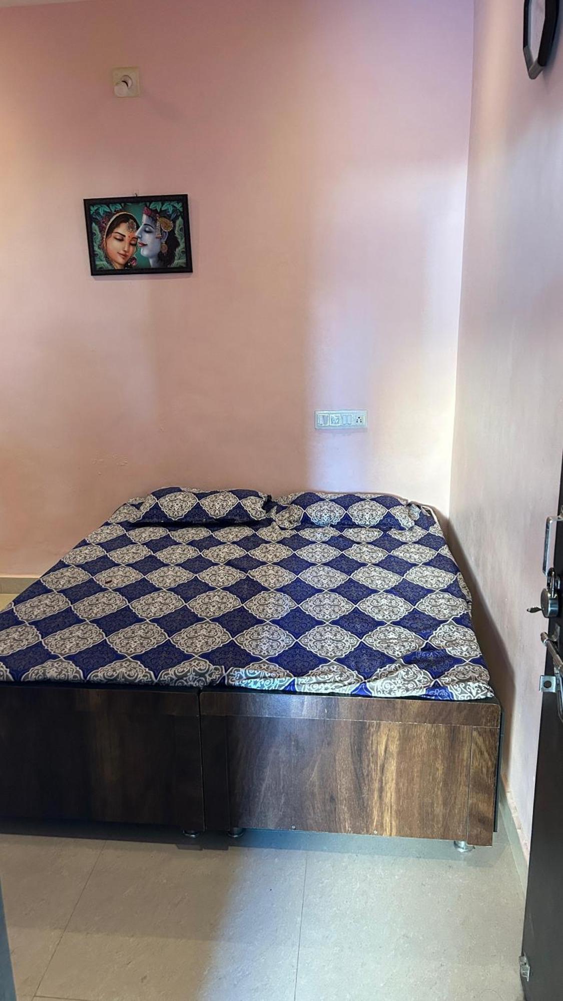 Dwarka Home Stay 2 Only Family Esterno foto